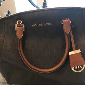 Michael Kors hand bag
